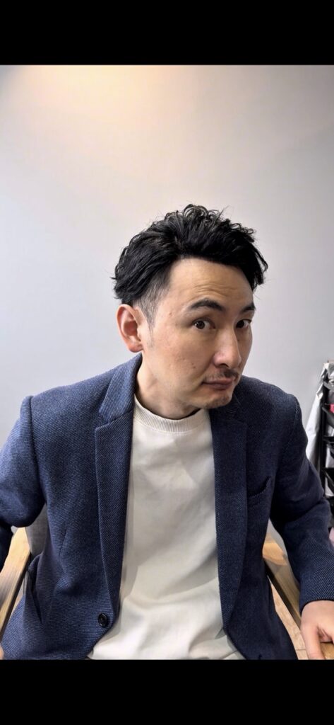[ビフォーアフター動画]ウィッグでアップバング×パーマスタイル