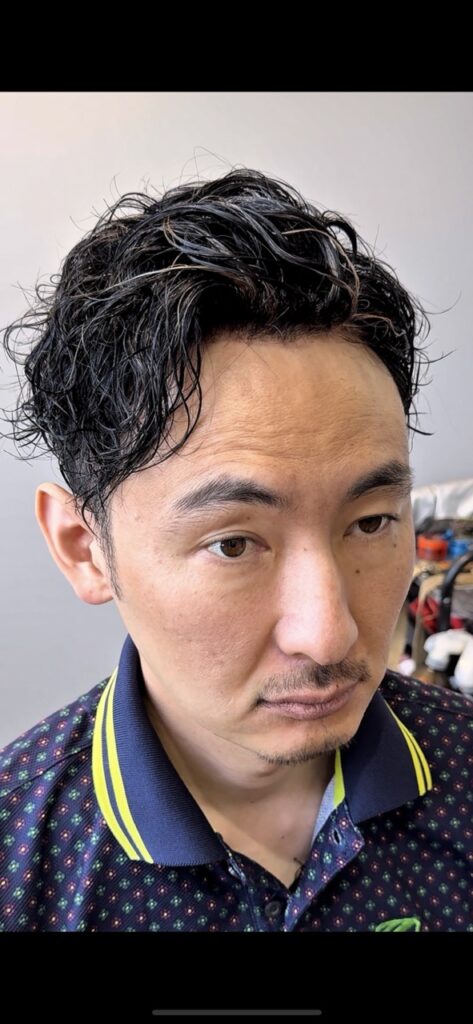 [ウィッグBEFORE & AFTER動画]ウィッグでパーマスタイル！